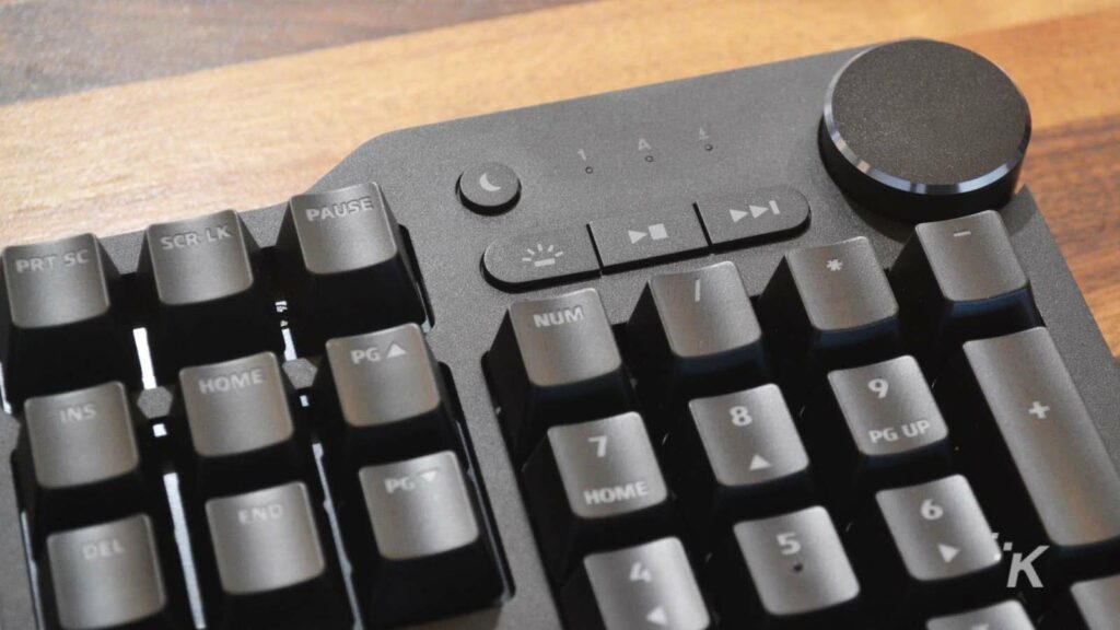 das keyboard control knob