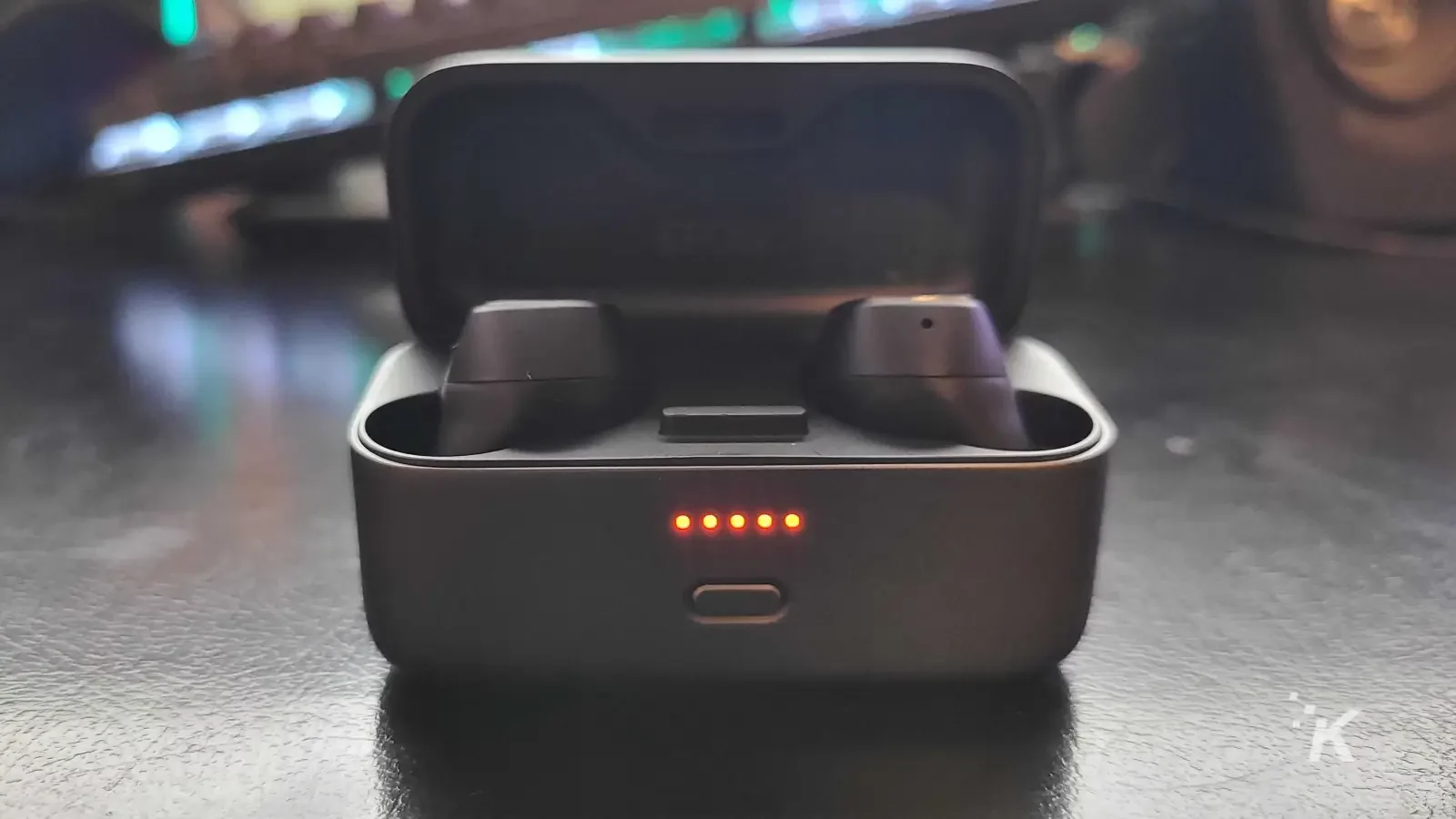 epos gtw 270 wireless gaming earbuds close case